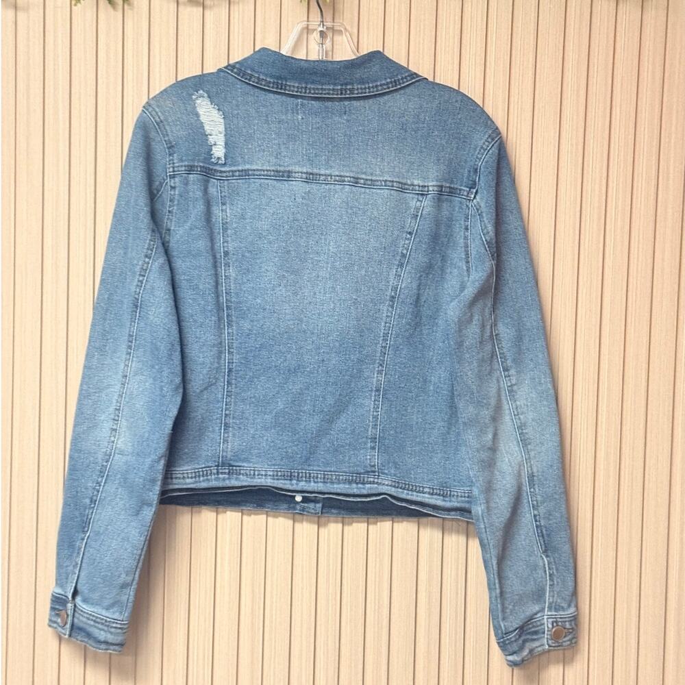Dollhouse Distressed Denim Trucker Jacket Women's Size L - Picture 2 of 10